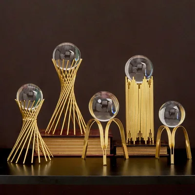 Crystal Ball Decor - زخارف كروية كريستالية مبتكرة على شكل
