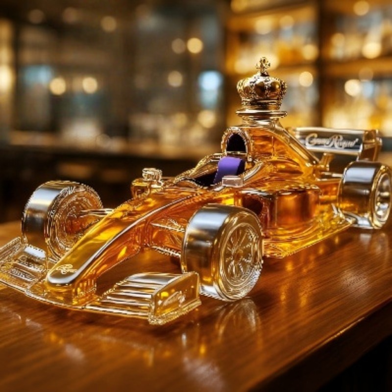 Glass Decanter Whiskey - قارورة ويسكي مخصصة ومبتكرة على شكل