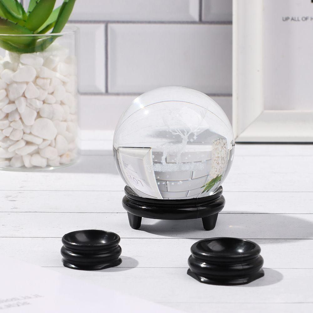 حامل كرة متين لكرة القدم والكر - مراجعة Crystal Ball Decor وسعره