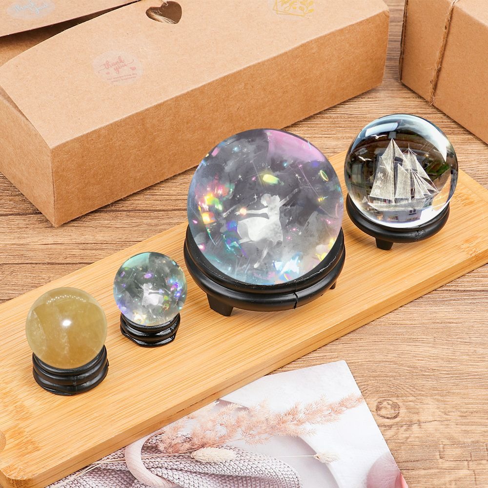 حامل كرة متين لكرة القدم والكر - مراجعة Crystal Ball Decor وسعره