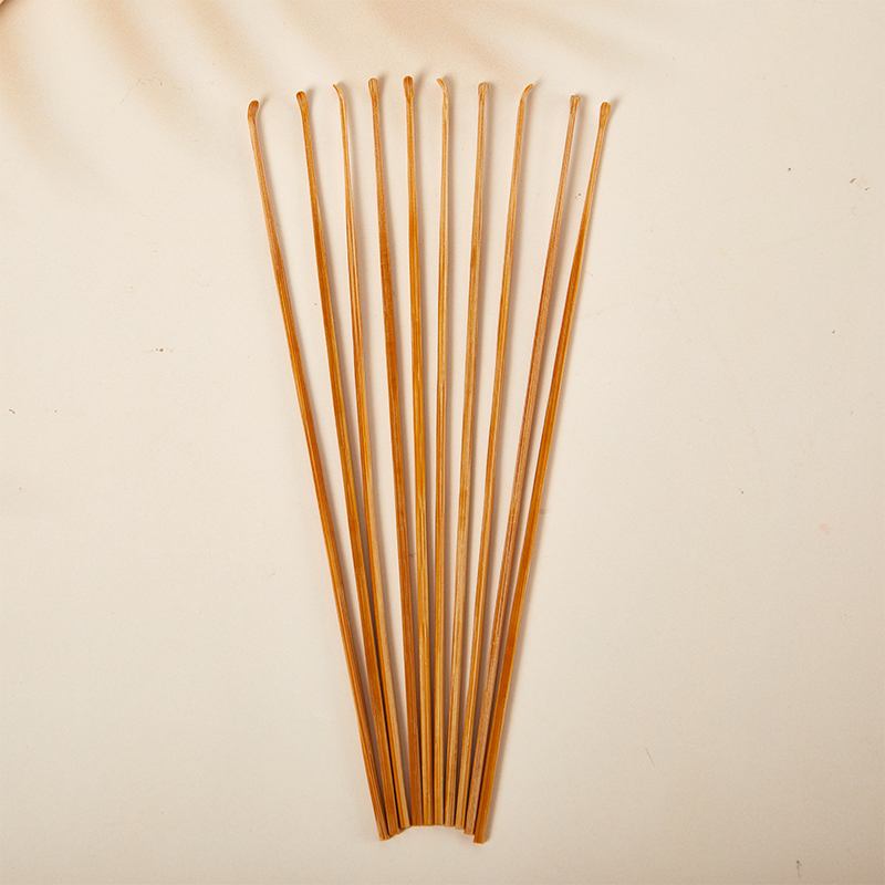 5/10 قطع من أدوات تنظيف الأذن  - مراجعة Bamboo Cutlery Set وسعره